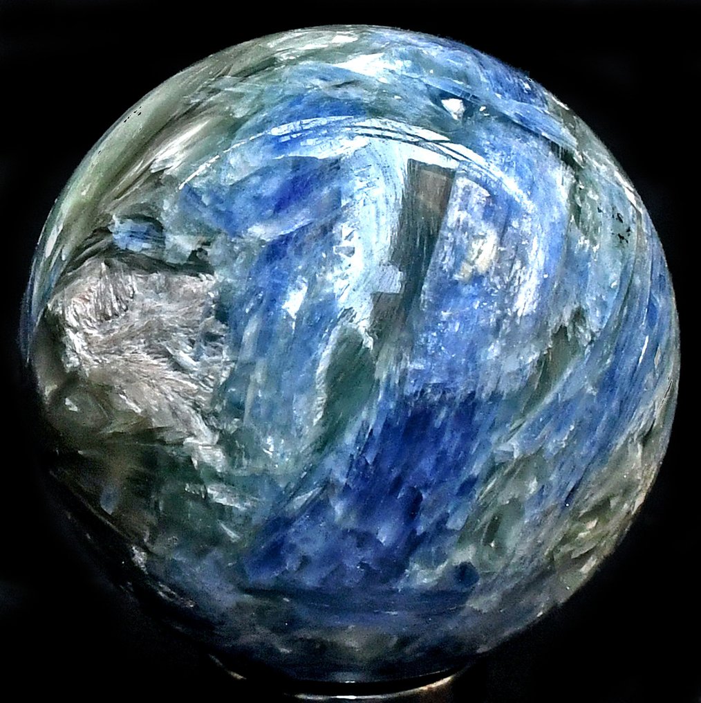Κυανίτης πρώτης ποιότητας με Μουσκοβίτη. σφαίρα - Ύψος: 5.4 cm - Πλάτος: 5.4 cm- 253 g #1.0