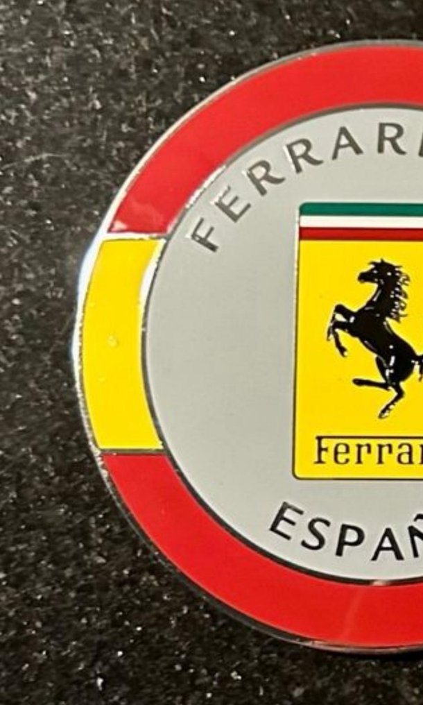 Badge - Ferrari - Ferrari Club España badge - 90 #2.1