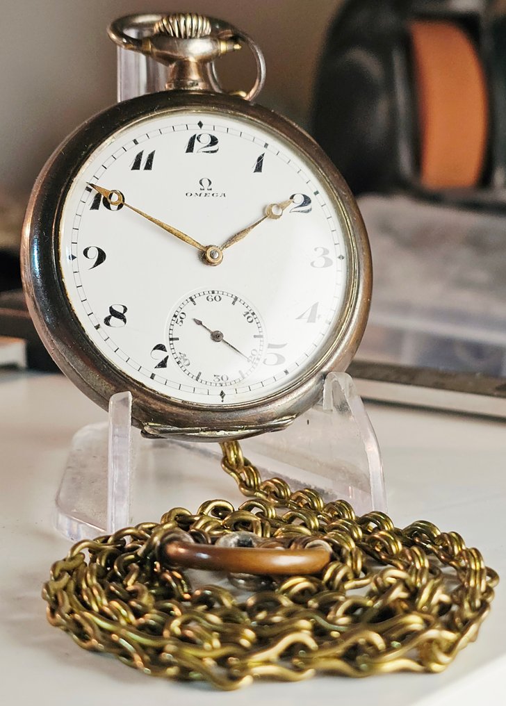 Omega - Bienne geneve - 5520588 - 1900-1949 #2.1