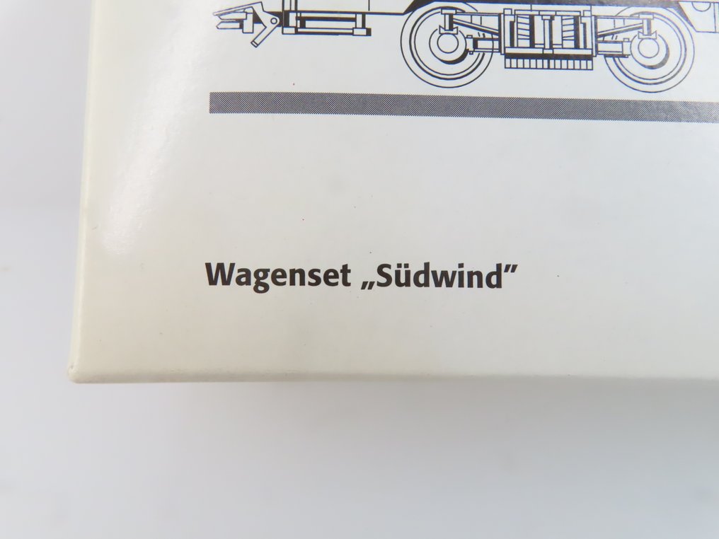 Märklin H0 - Σετ επιβατικού τρένου μοντελισμού (1) - Σετ τριών επιβατικών βαγονιών «Sudwind» με ταχεία βαγόνια 4 αξόνων 2ης τάξης. - DB #4.3