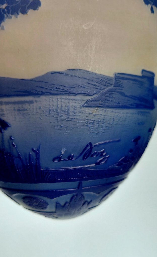 Cristalerías de Pantin - Camille Tutré de Varreux (de Vez) - Lanterne - Serie 'De Vez' - Gravert glass i syregravert camée. - Lykt 'de Vez' #4.3