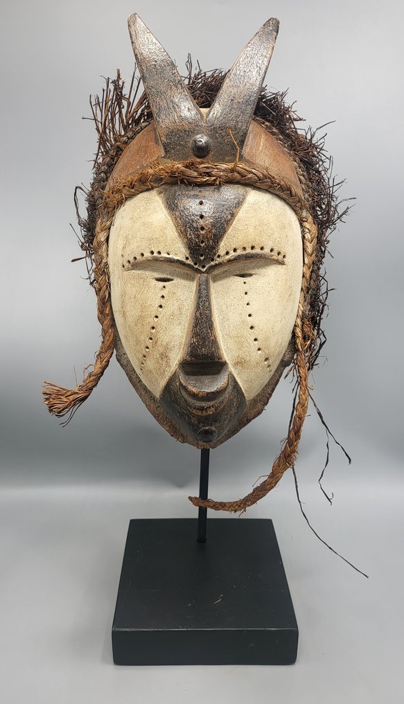 Mask - Gabon  (No reserve price) #2.1