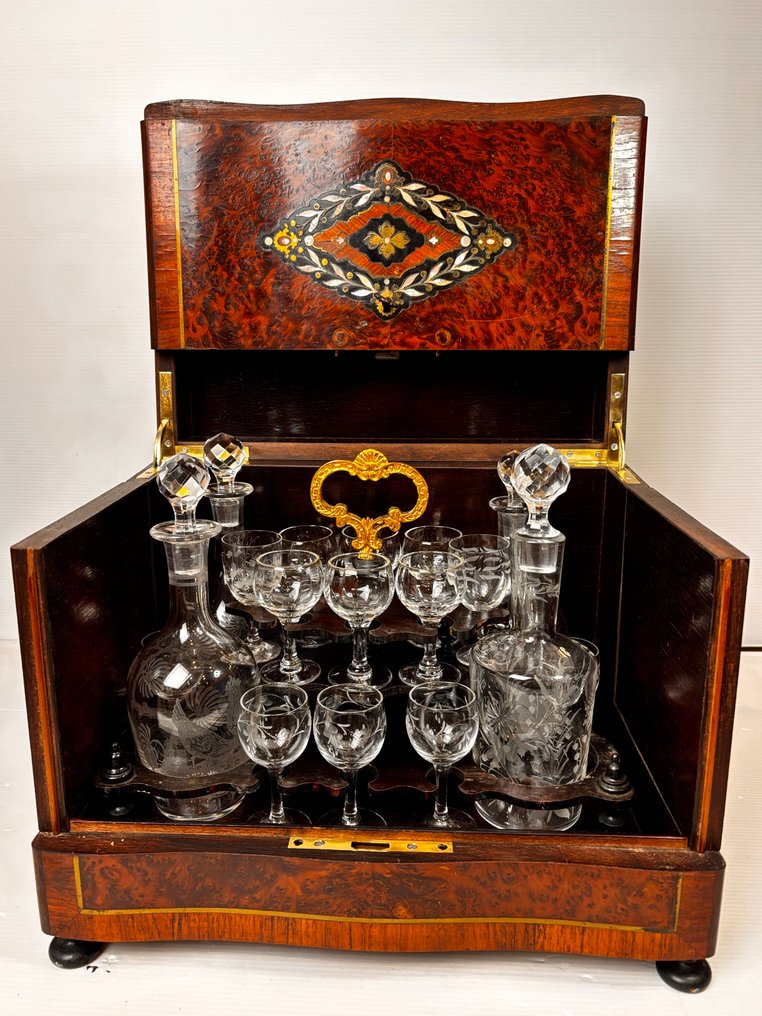 Cave à Liqueur Napoleon III - 酒柜 - 放大镜，桃花心木，红木，铜，珍珠母 #1.0