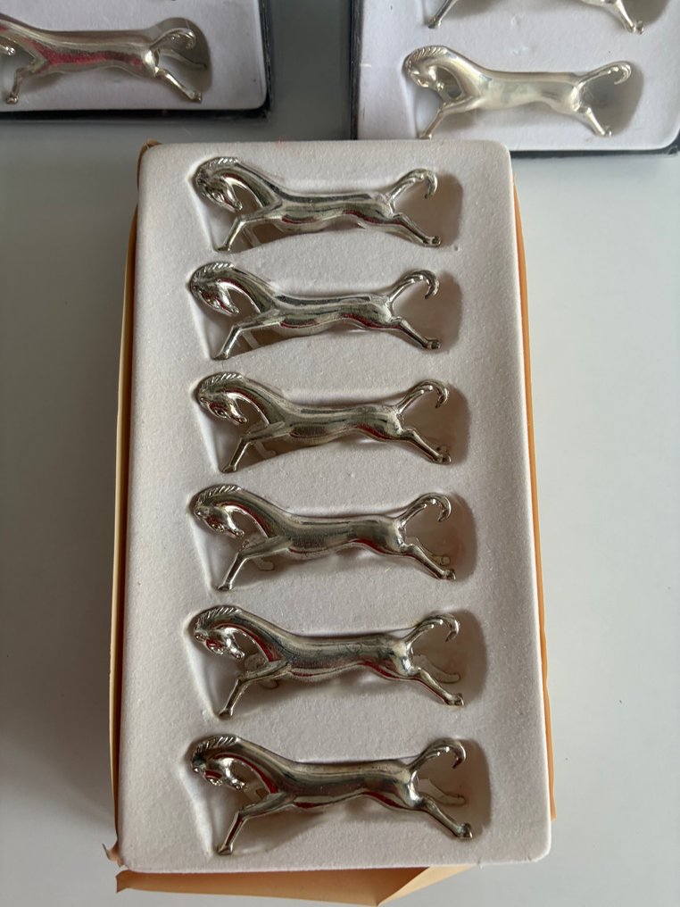 Ensemble de 18 Porte-Couteaux "Chevaux au Galop" – Style Art Déco - Θήκη μαχαιριών (18) - Μέταλλο, Επάργυρο #4.3