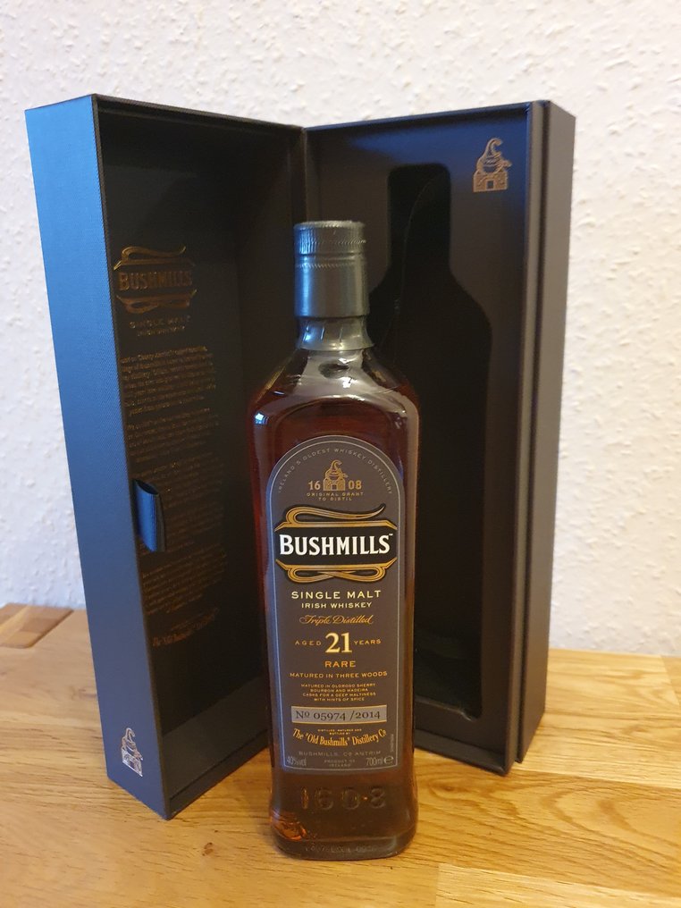 Bushmills 21 years old Rare - Matured in Three Woods  - b. 2014  - 700ml #1.0
