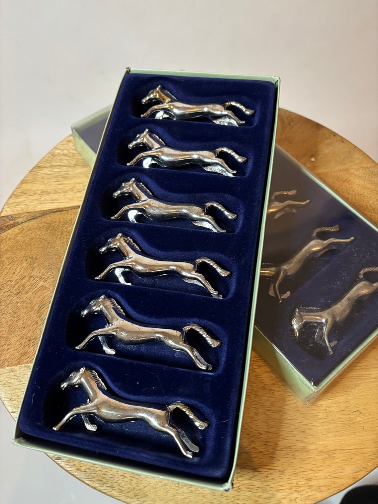 Descanso de faca (12) - Prateado - cavalos #1.0