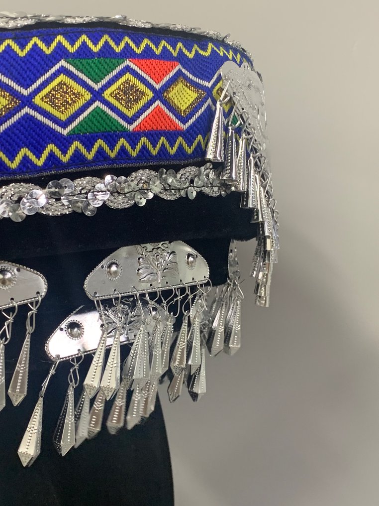ethnic hat - Miao - China  (No reserve price) #2.1
