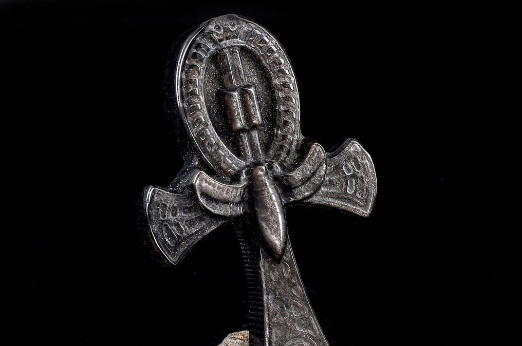 高品质的银色黑曜石圣甲虫生命之钥 生命之钥 - 高度: 8.3 cm - 闊度: 5.4 cm- 54 g #3.2