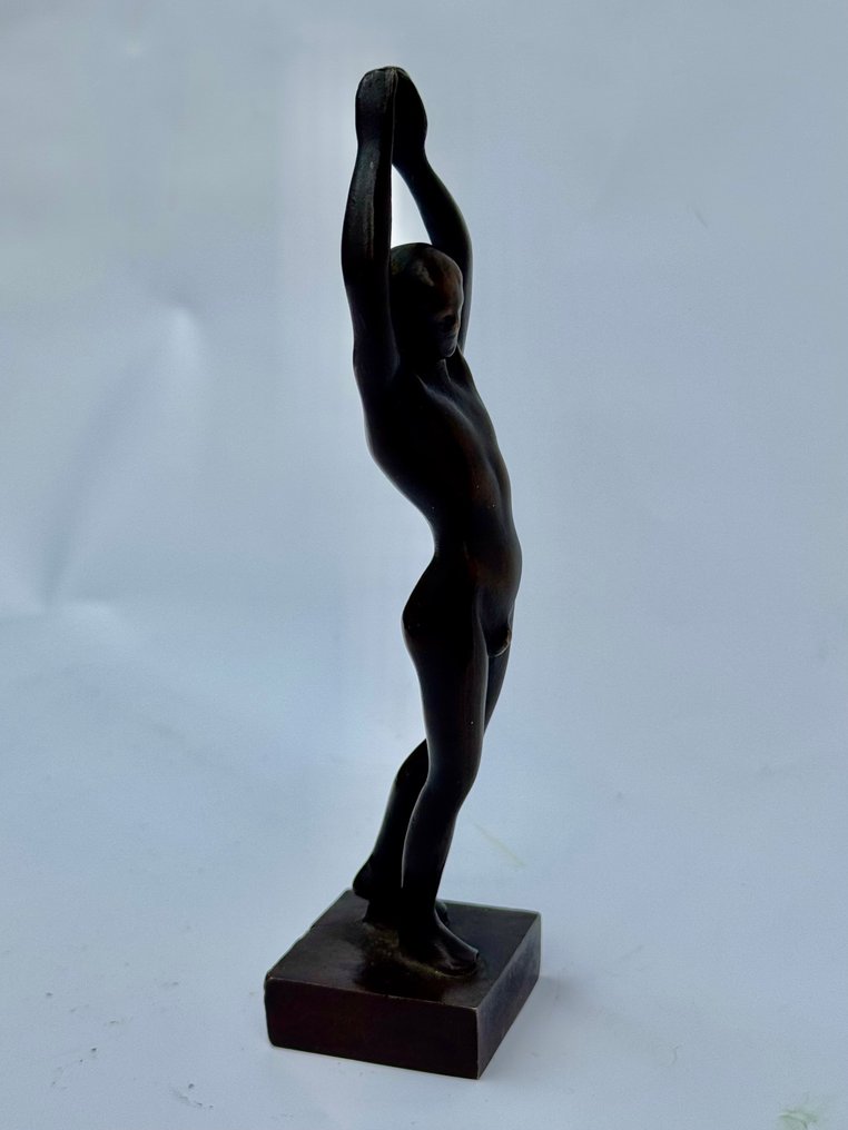 玩具人偶 - Standing naked man with outstretched arms - 铜绿青铜 #4.3