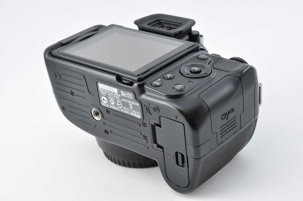 Nikon D5100 DSLR (Shutter Count : 3,972) [#1106] Câmera digital #3.2