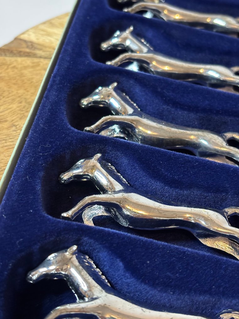 Descanso de faca (12) - Prateado - cavalos #3.2