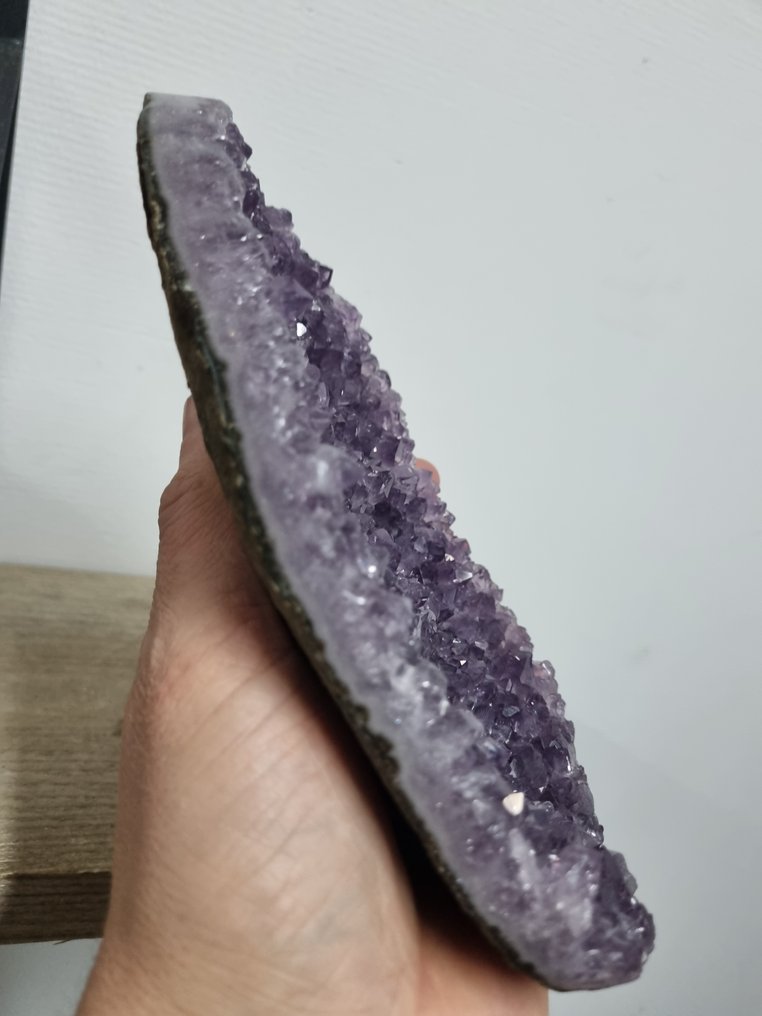 高品质 - 大紫水晶 润色的自由形式 - 高度: 195 mm - 宽度: 135 mm- 940 g #2.1