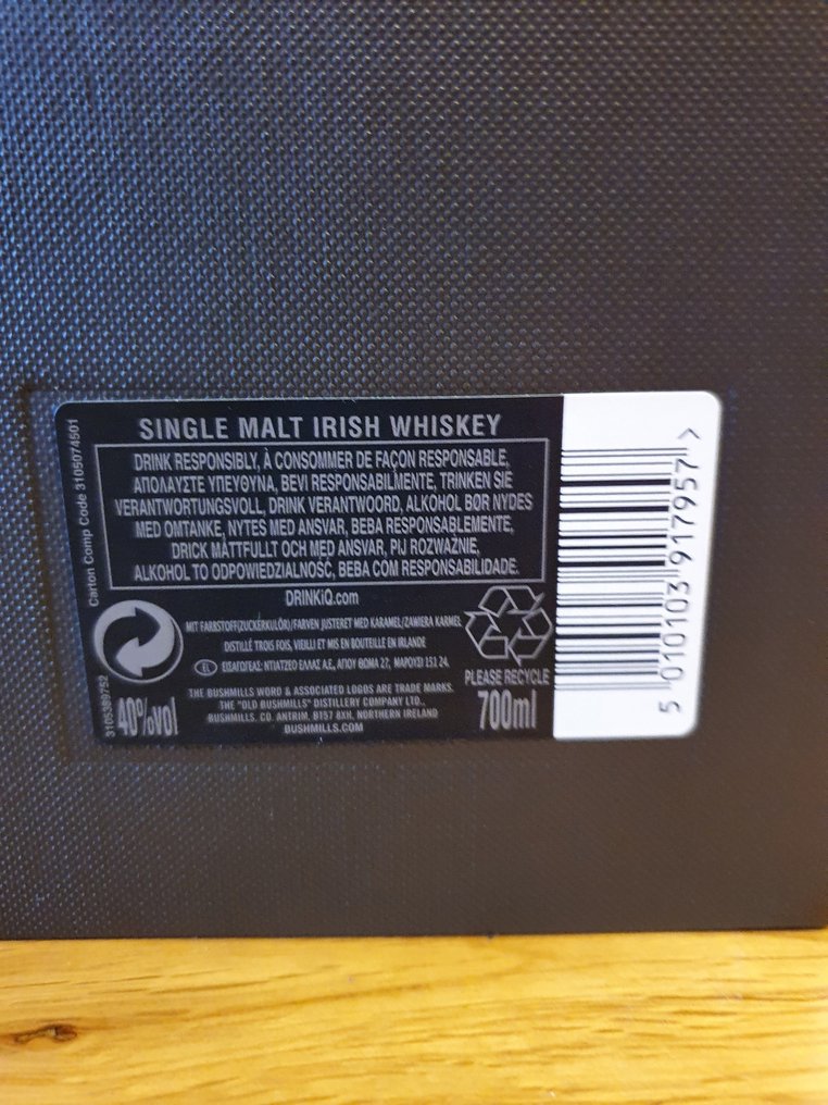 Bushmills 21 years old Rare - Matured in Three Woods  - b. 2014  - 700ml #3.2