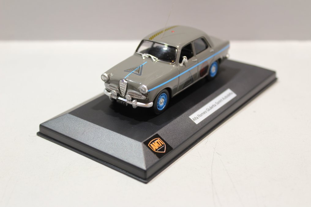 AM.71 1:43 - Αυτοκίνητο μοντελισμού - Alfa-Romeo Giulietta sprint service Autodelta 1/43. - χειροποίητο #1.0
