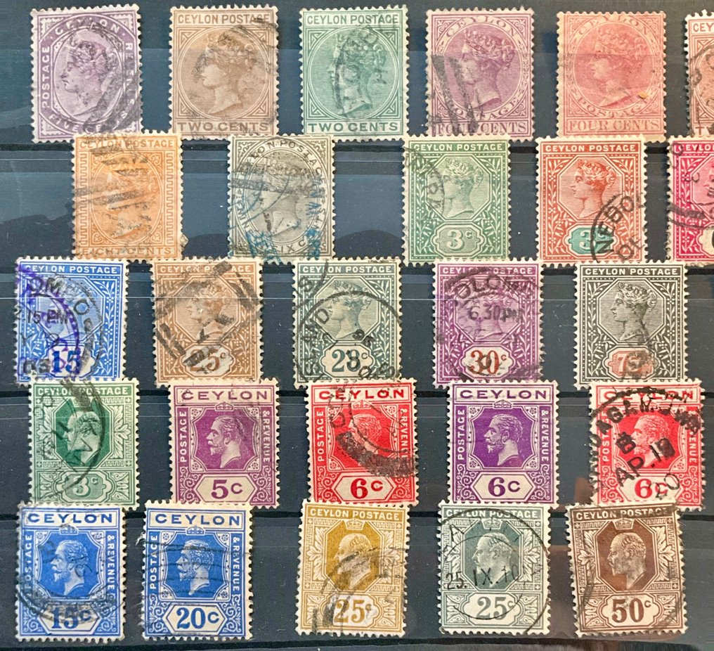 大英國協 1874/1962 - 6 张非常丰富的邮票插卡，邮票来自锡兰、开曼群岛、尼日利亚、苏丹等地。 - Michel #1.0