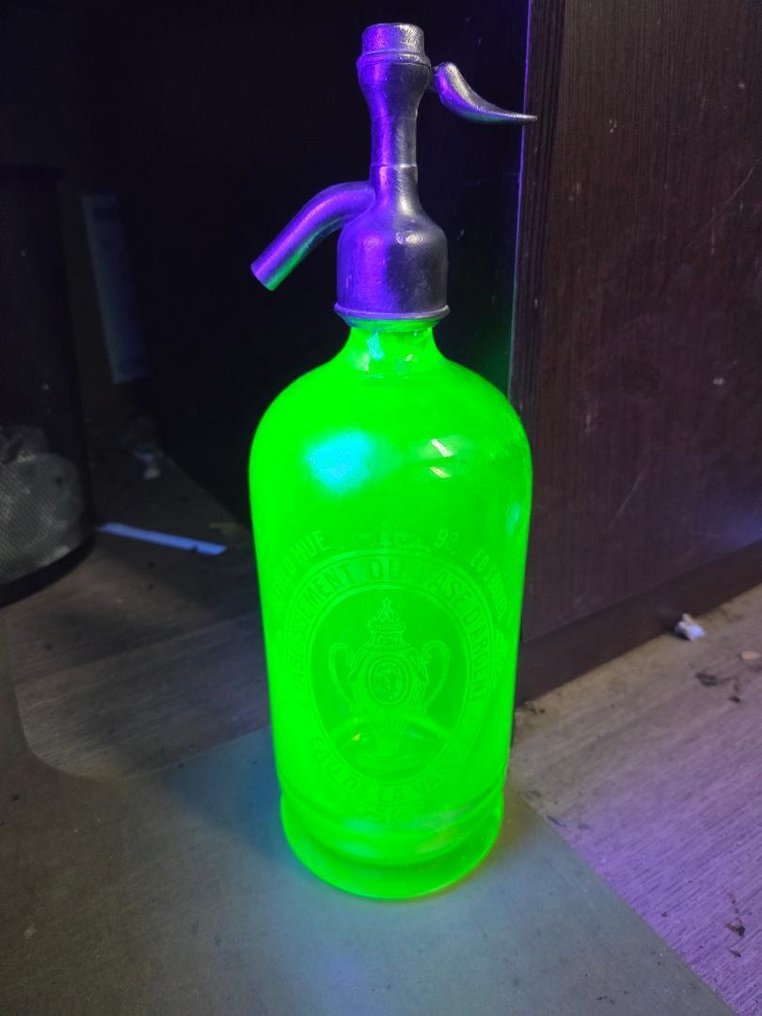 Hävert  - uraniums kristallsifon #1.0