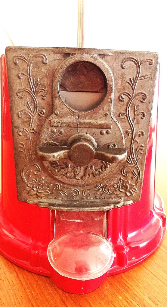 Μηχανή με τσίχλες - vintage industrial - μηχανές αυτόματης πώλησης καραμέλας  #1.0