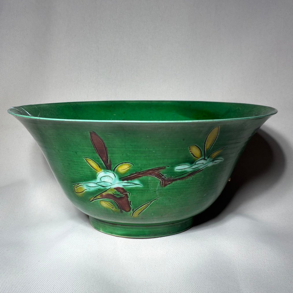 大碗“茄子”绿釉家族瓷 - Wannieck产地（无底价出售） - 瓷器 - 中國 - 清康熙（1662-1722） #1.0