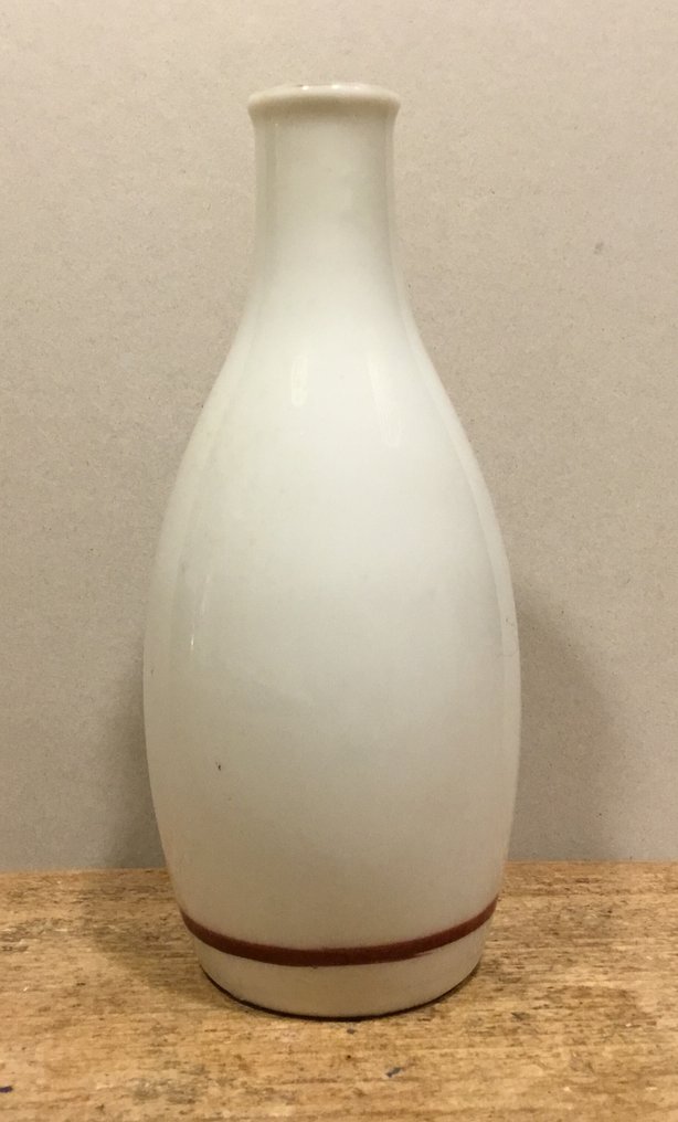 Twee Japans keizerlijk leger saké kruikjes - 壶 - 瓷 #3.2