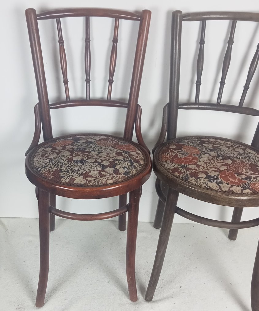 Thonet-stijl - Michael Thonet - Καρέκλα (2) - Με ατμό και καμπυλωτό ξύλο. - Στυλ Thonet, επενδυμένο #2.1