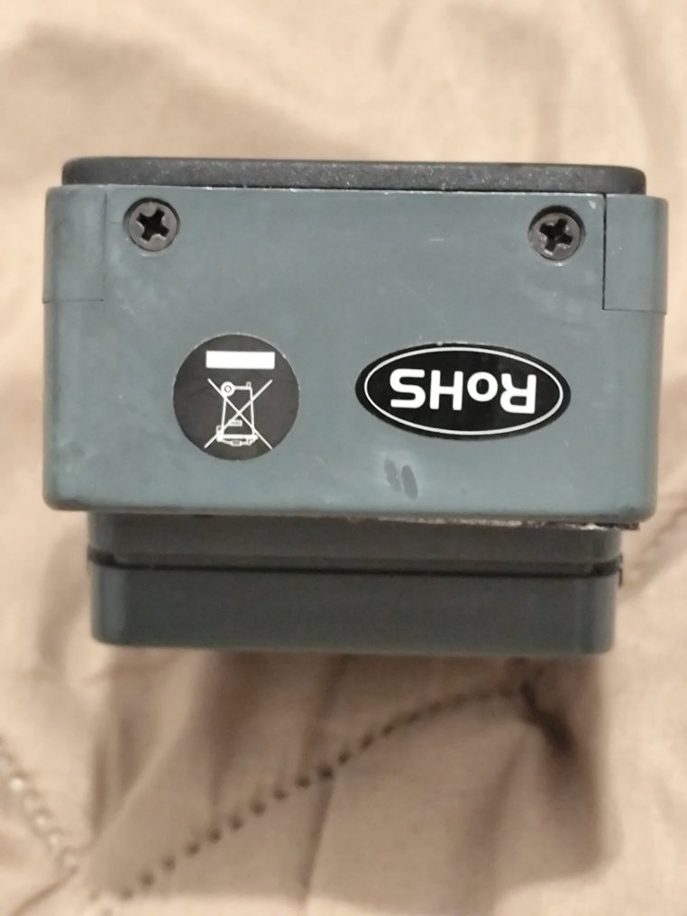 Behringer, Afinador Cromatico TU-100 - Pedal de efectos  (Sin precio de reserva) #4.3