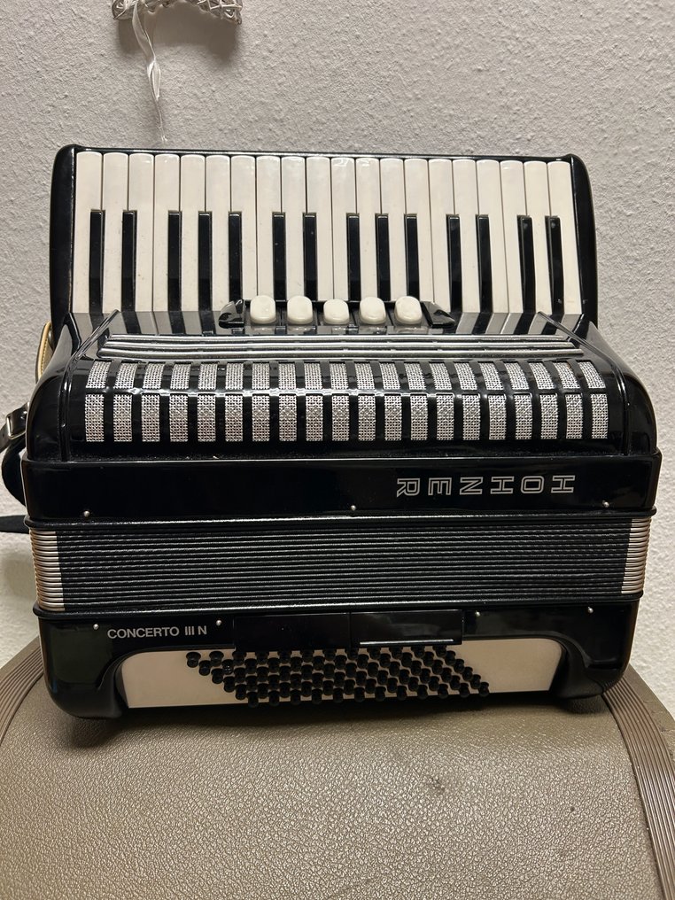 Hohner - Concerto III N -  - Ακορντεόν - Γερμανία - 1985  (χωρίς τιμή ασφαλείας) #1.0