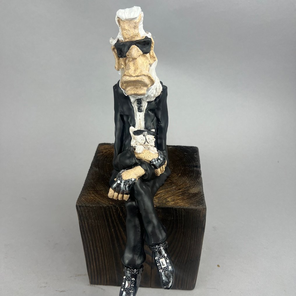 Anna Em - Celebrities: Karl Lagerfeld #2.1