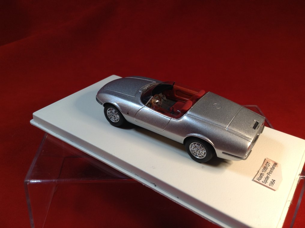 Spark 1:43 - Αγωνιστικό αυτοκίνητο μοντελισμού - ref.#S1032 Abarth 1000 GT Spider Pininfarina Concept Car 1964 - Πολύ καλή ποιότητα - σπάνιο σήμερα. #3.2