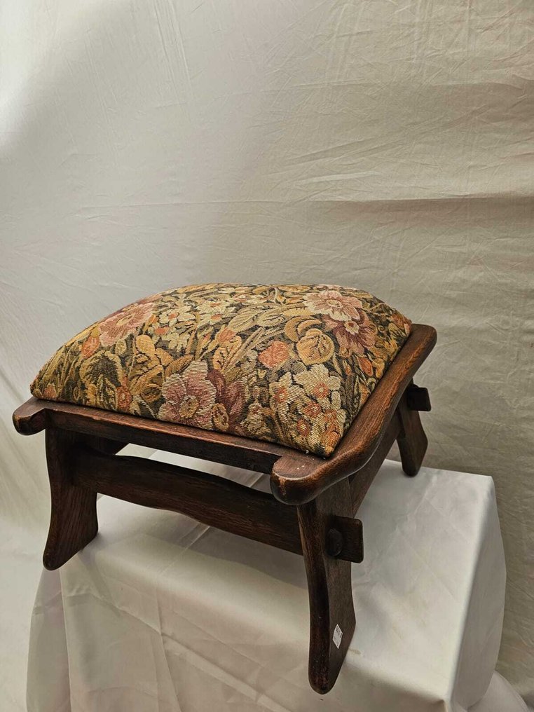 无靠背长软椅 - 古董维多利亚风格的带有花卉雕塑 - 木 #1.0