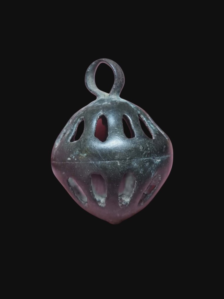 Μεσαιωνική, εποχή σταυροφόρων Μπρούντζος, Εντυπωτικός Τυχερός Κρεμαστό κόσμημα (χωρίς τιμή ασφαλείας) #1.0