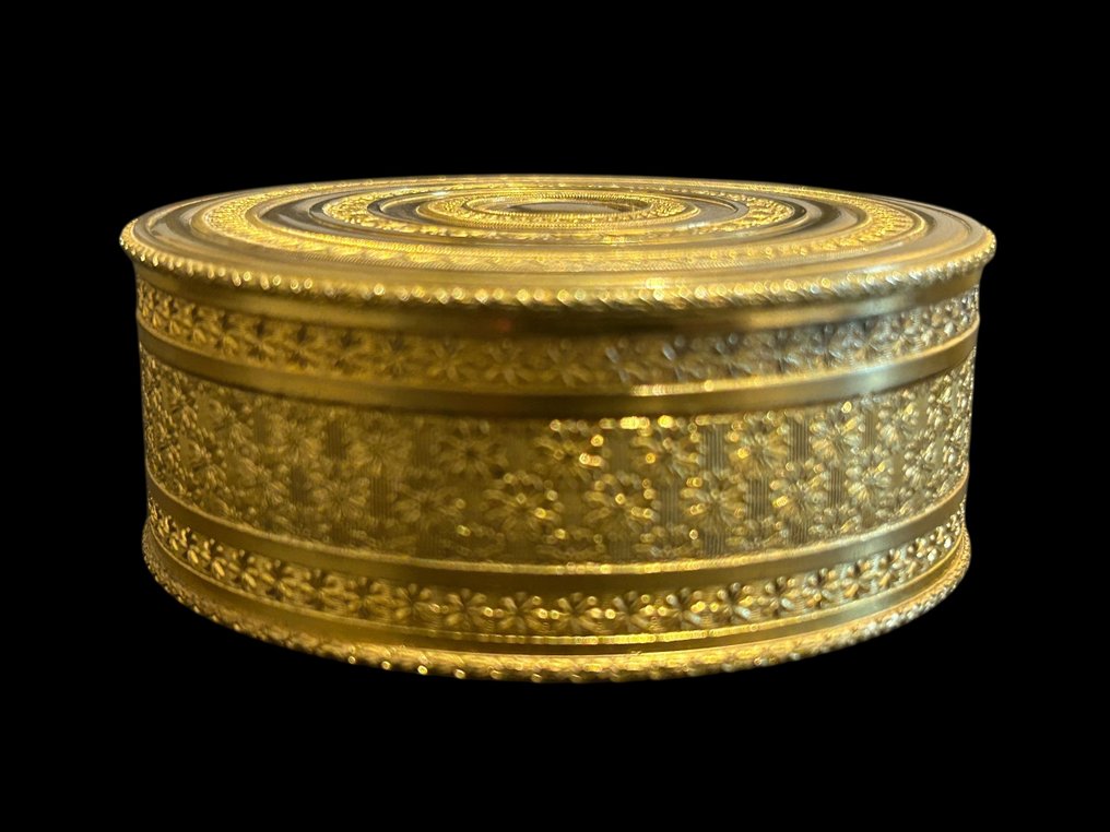 Låda - Förgylld brons #1.0