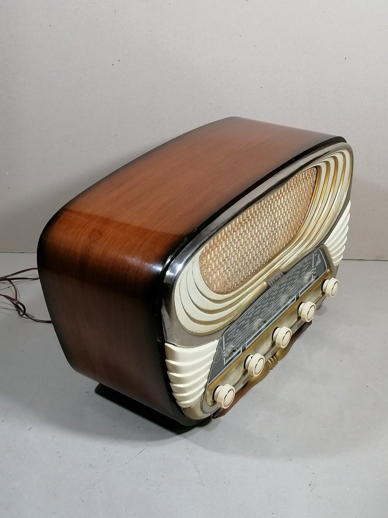 Familial Radio - Stormy 640 Rørradio #3.2