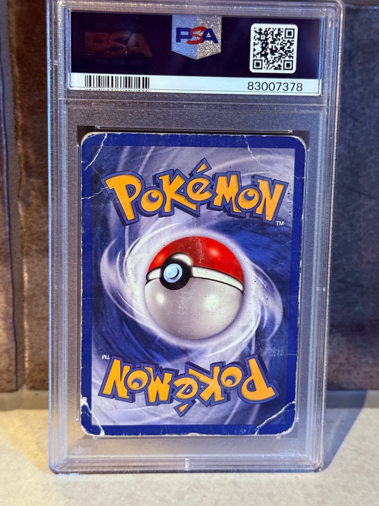 Pokémon - 1 Graded card - Charizard #4 Foil, Holo - PSA 1 - WOTC - Base set #2.1