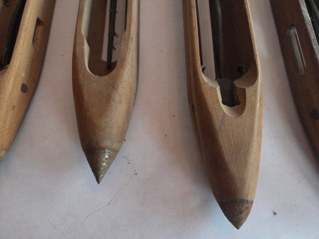 Temasamling - Antikke klodser og spoler. #4.3