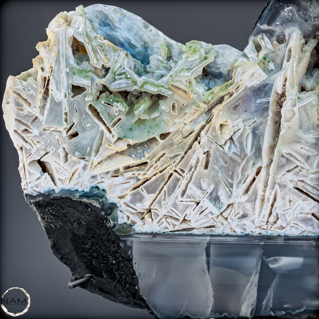 Εξαιρετικά σπάνιο ανθρακίτης–Prasiolith–ροζ Αμέθυστος σε μπλε χαλαζία και κρύσταλλο. Ένα μοναδικό φυσικό έργο τέχνης από τη Βραζιλία (11,8 kg)- 11846.37 g #3.2