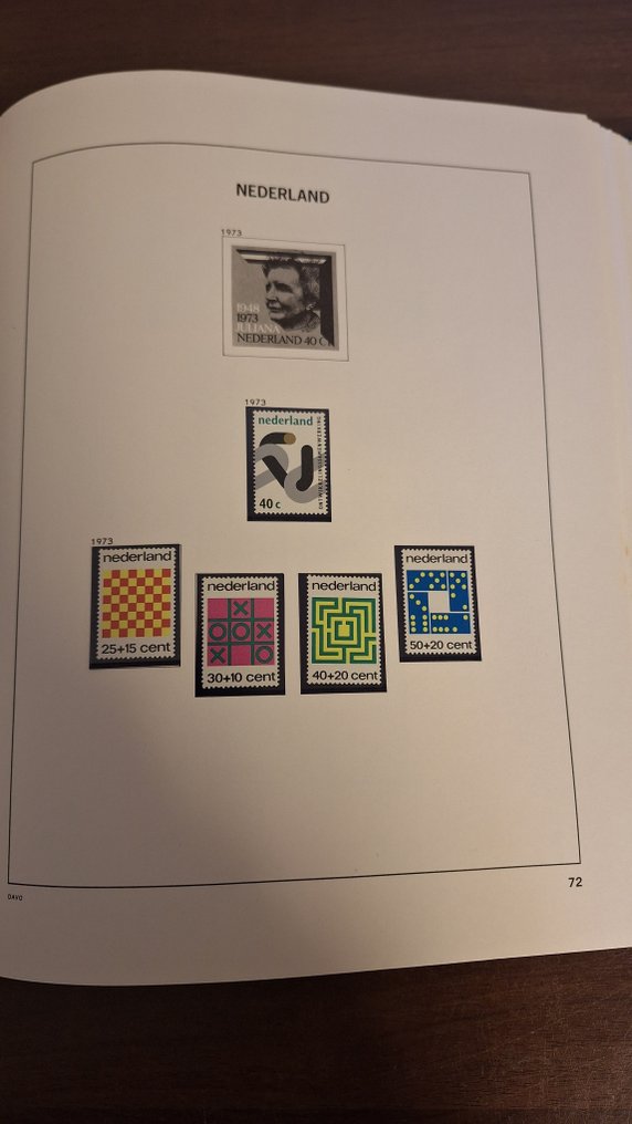 Holanda 1963/1998 - Em 5 álbuns de luxo Davo estampados e sem pregar. #3.2