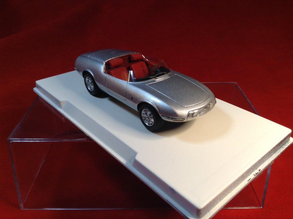 Spark 1:43 - Αγωνιστικό αυτοκίνητο μοντελισμού - ref.#S1032 Abarth 1000 GT Spider Pininfarina Concept Car 1964 - Πολύ καλή ποιότητα - σπάνιο σήμερα. #1.0