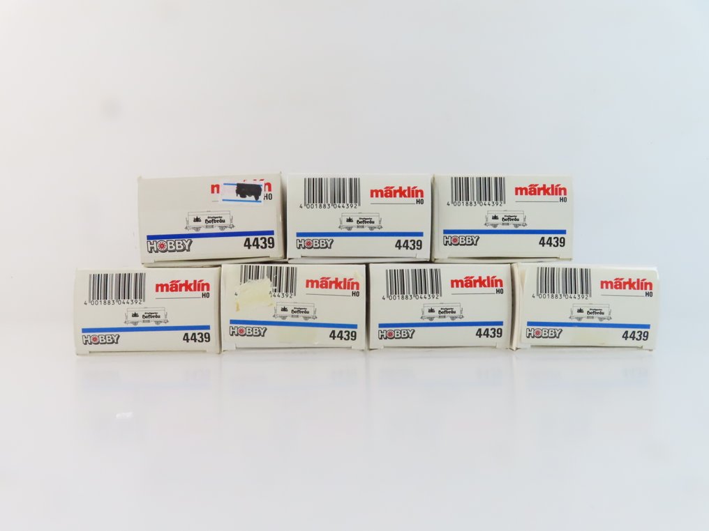 Märklin H0 - 4439 - Τρένο μοντελισμού μεταφοράς εμπορευμάτων (7) - 7x 2-θέσιμα κλειστά εμπορευματοκιβώτια με την επιγραφή "Hofbrau". - DB #4.3