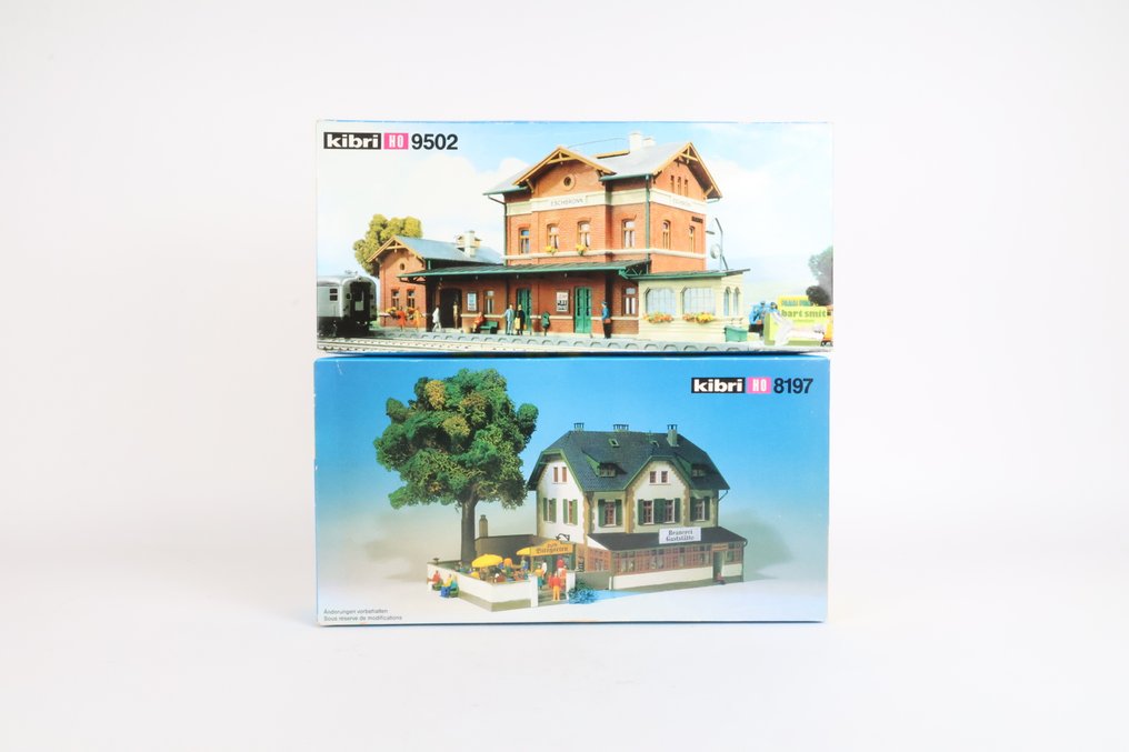 Kibri H0 - 8197/B-9502 - Kits de construcción de modelismo ferroviario (2) - Estación Eschbronn en restaurante #1.0