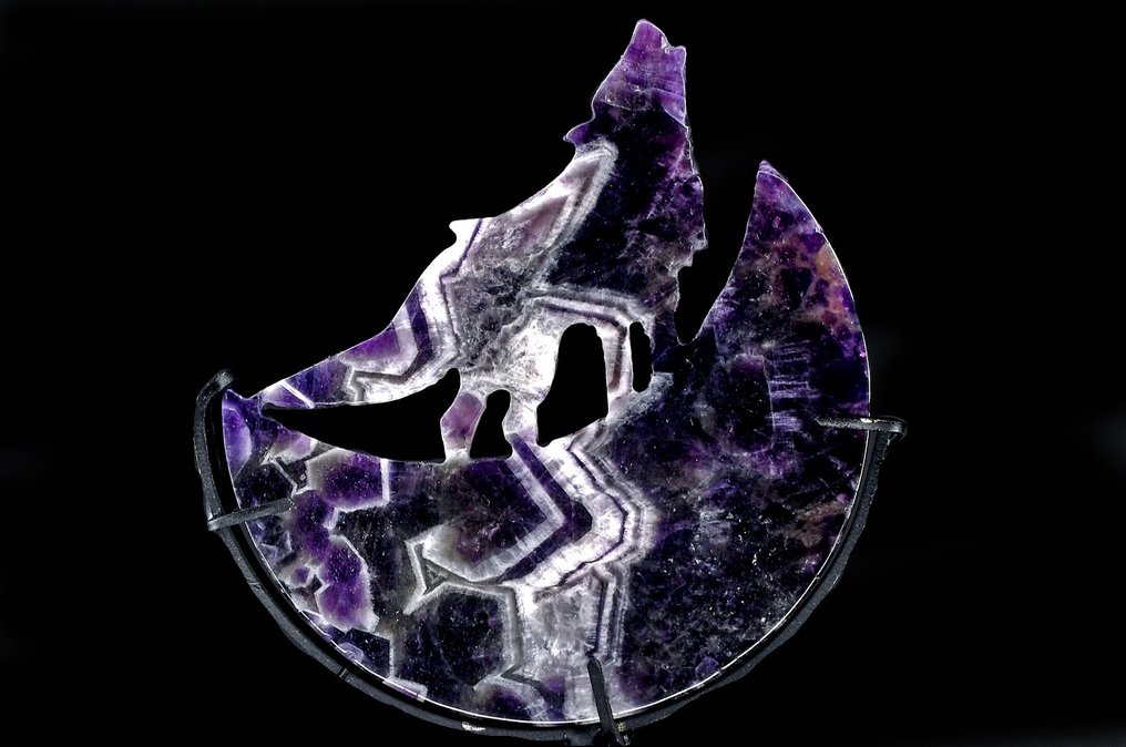 Υπέρονο όνειρο, αμέθοδος λύκος πάνω σε μισοφέγγαρο. με μεταλλική βάση - Ύψος: 11.2 cm - Πλάτος: 10.2 cm- 295 g #4.3