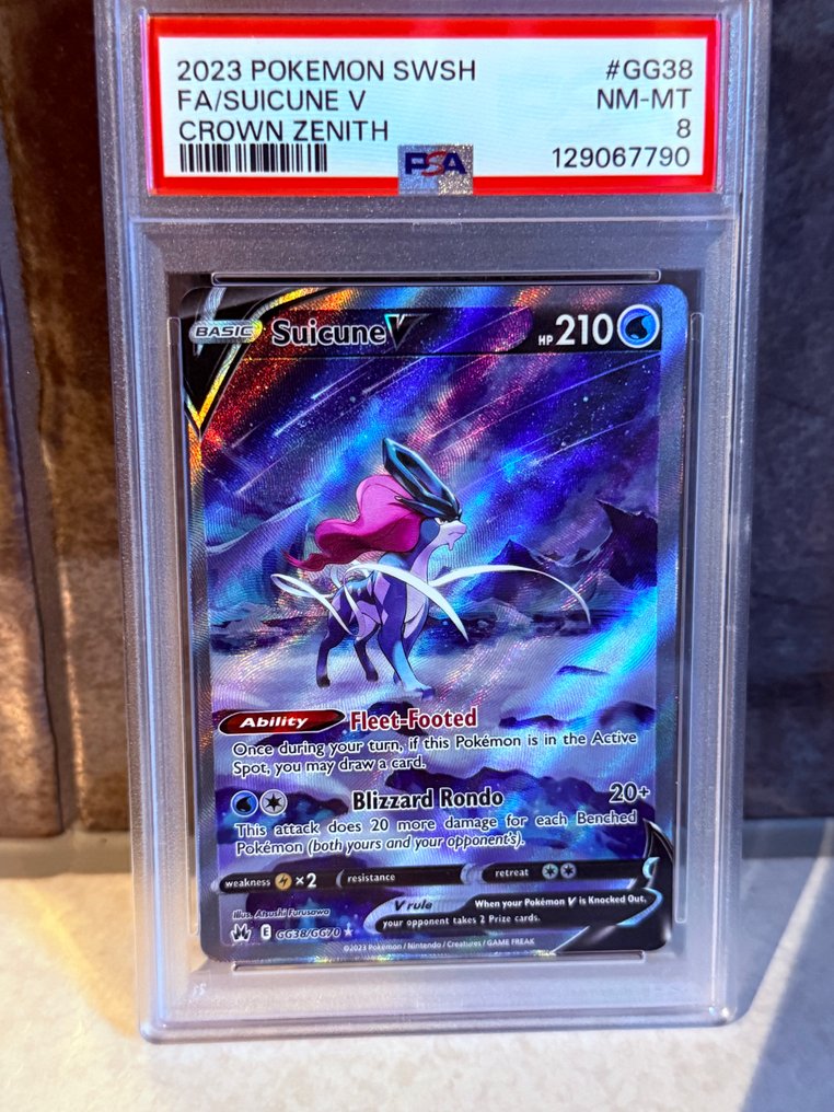 Pokémon - 1 Graded card - Suicune V #GG38 完整艺术, 压膜 - PSA 8 - Various sets #1.0