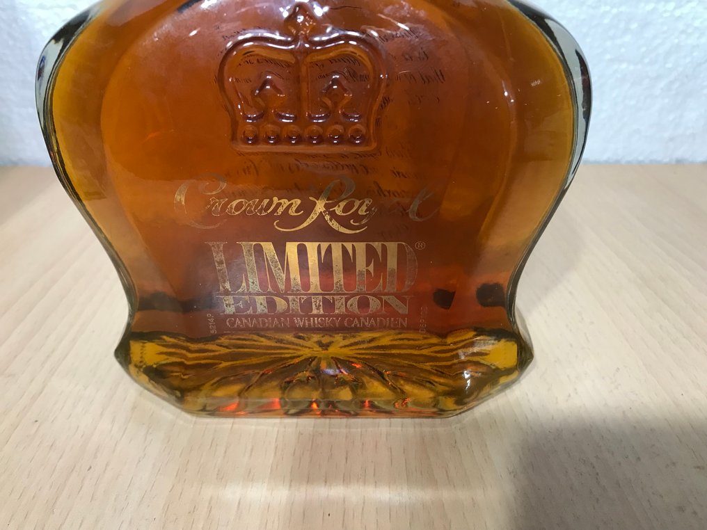 Crown Royal - Limited Edition  - b. década de 1990 - 75cl #3.2