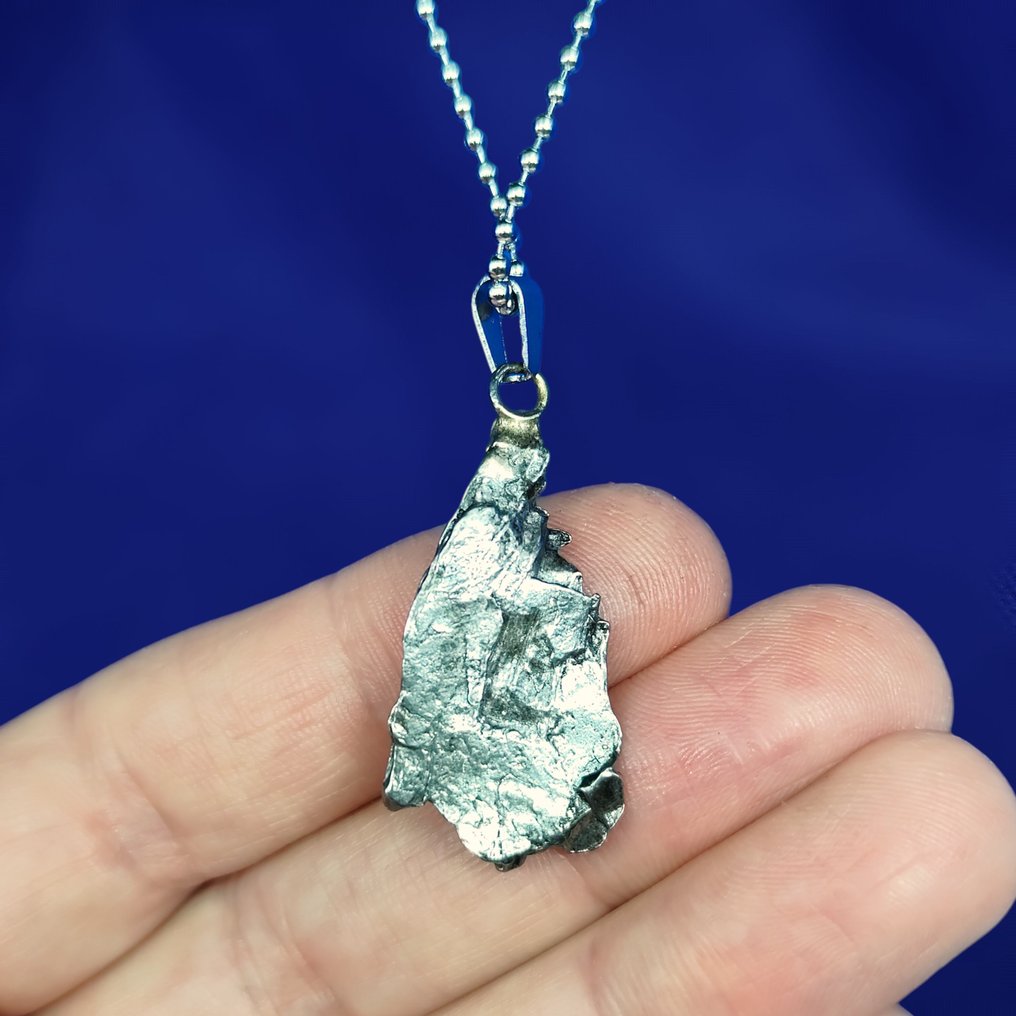 Αυθεντικό μετεωρίτης μενταγιόν. Χειροποίητο. CAMPO DEL CIELO (Αργεντινή, 4.500 χρόνια). - 4.2 g #4.3