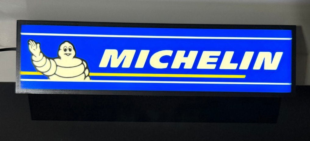 廣告人物 - 美丽的发光卡特尔米其林Bibendum - 2000-2010 #1.0