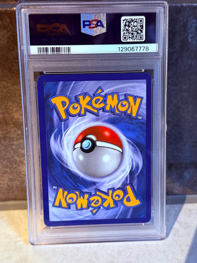 Pokémon - 1 Graded card - Charizard #103 Foil, Holo - PSA 7 - Diamond & Pearl #2.1