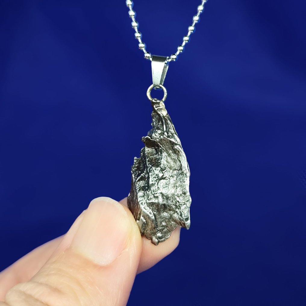 Αυθεντικό μετεωρίτης μενταγιόν. Χειροποίητο. CAMPO DEL CIELO (Αργεντινή, 4.500 χρόνια). - 4.2 g #2.1