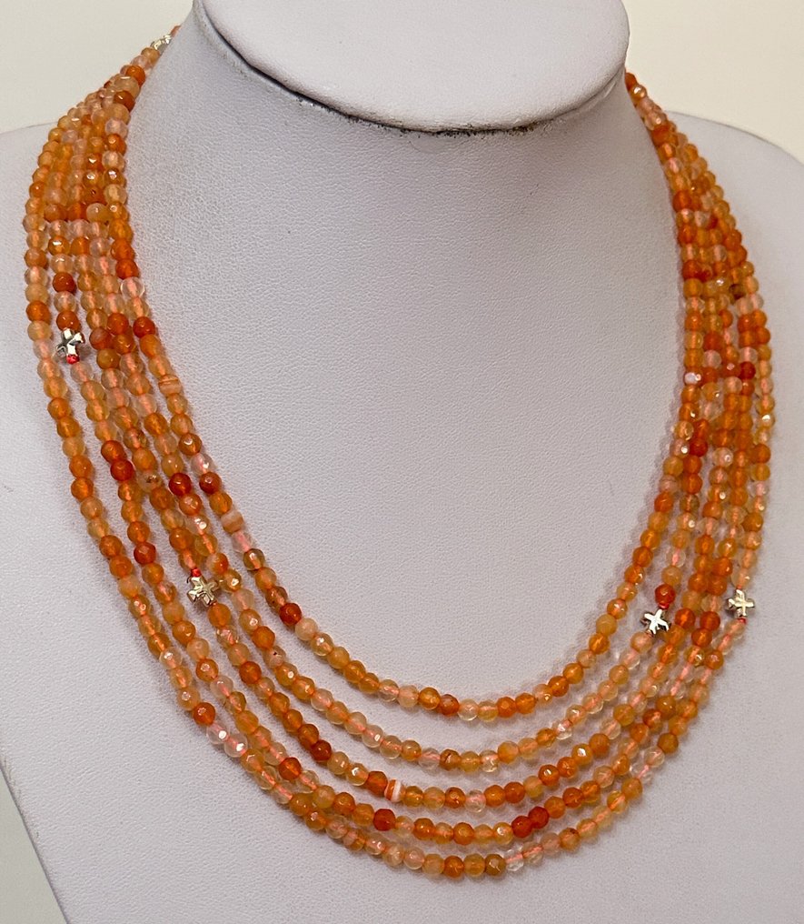 Φυσική Αγκάτη Πορτοκαλί από τη Βραζιλία με τετράγωνο ημιπολύτιμο λίθο Hematite. Προστάτης των Αγίων. - Κολιέ - Με ασήμι 925 Cierra. #2.1