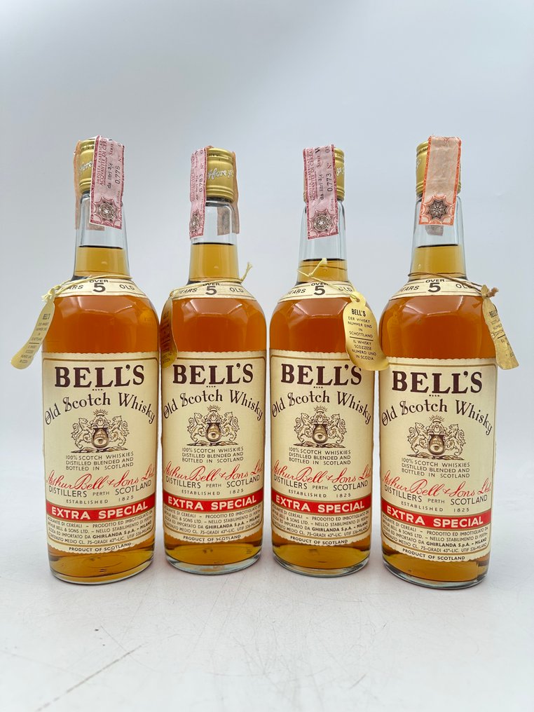 Bell's 5 years old Extra Special  - b. 1970s - 75cl - 4 bottles #1.0