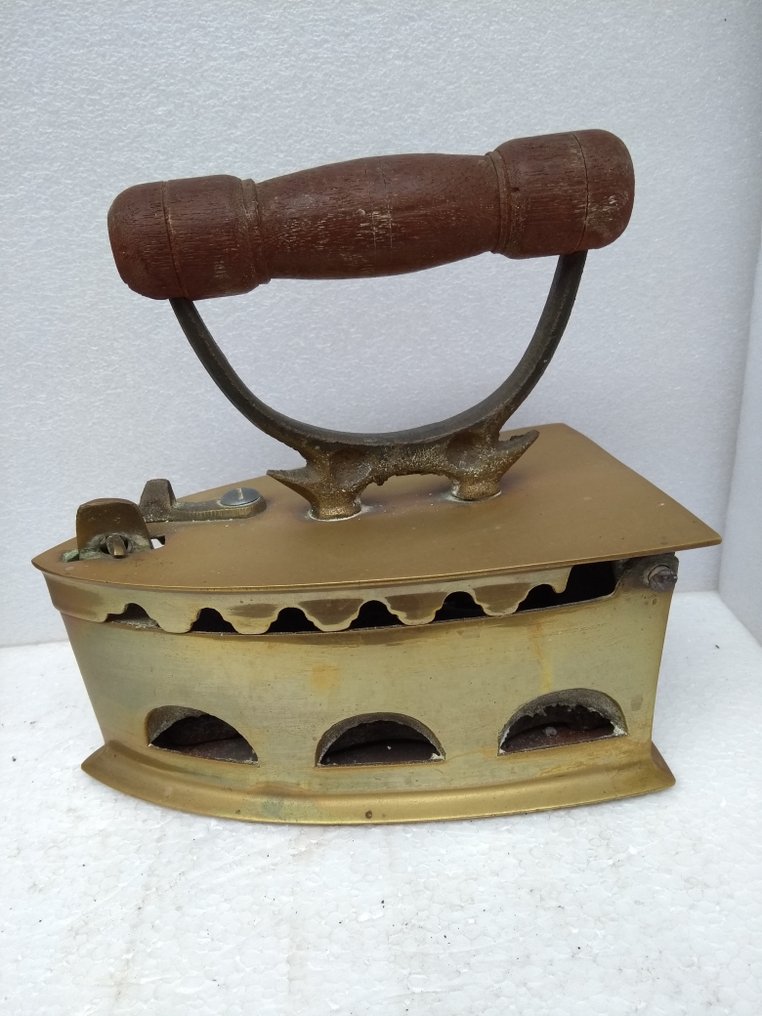 mit Messingständer - Strykejern (2) - Messing, Tre - kullbrenner #4.3