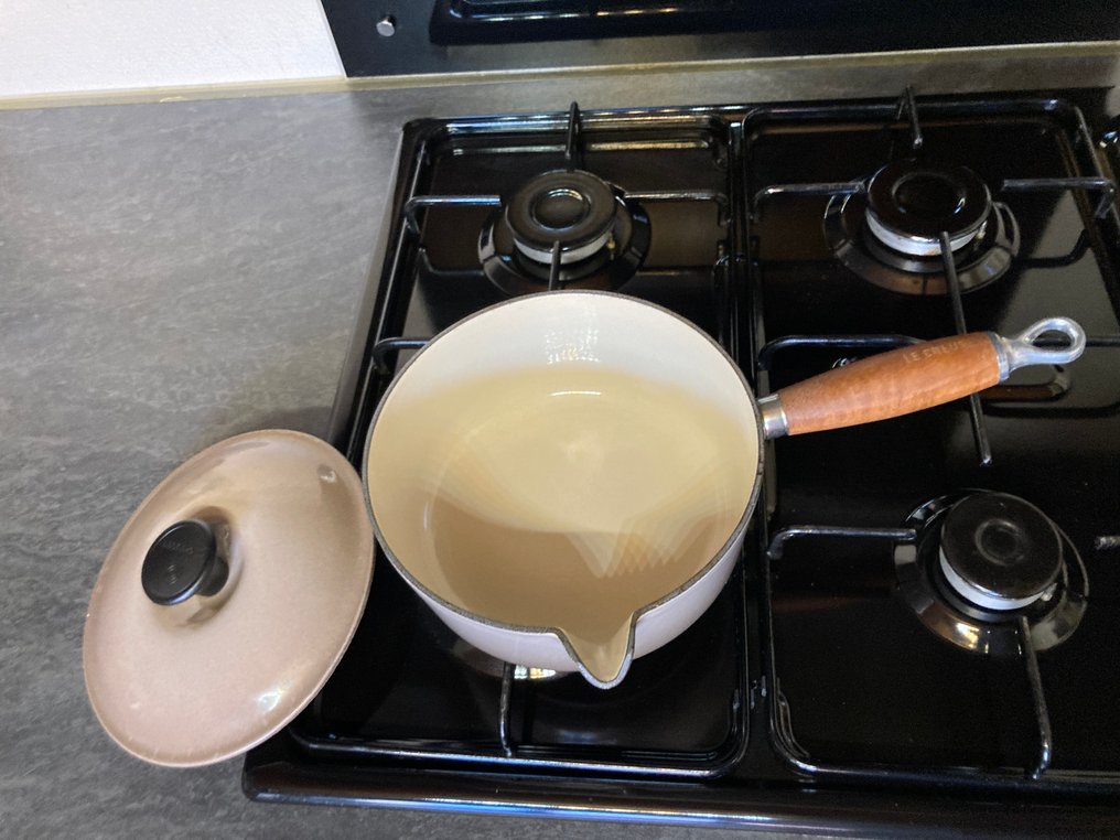 Le Creuset - Bakebolle -  nr. 18 - kilde, Emalje #1.0